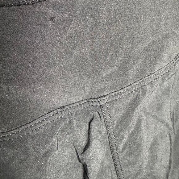 Nike Women’s Black Shorts Size M - Picture 6 of 7